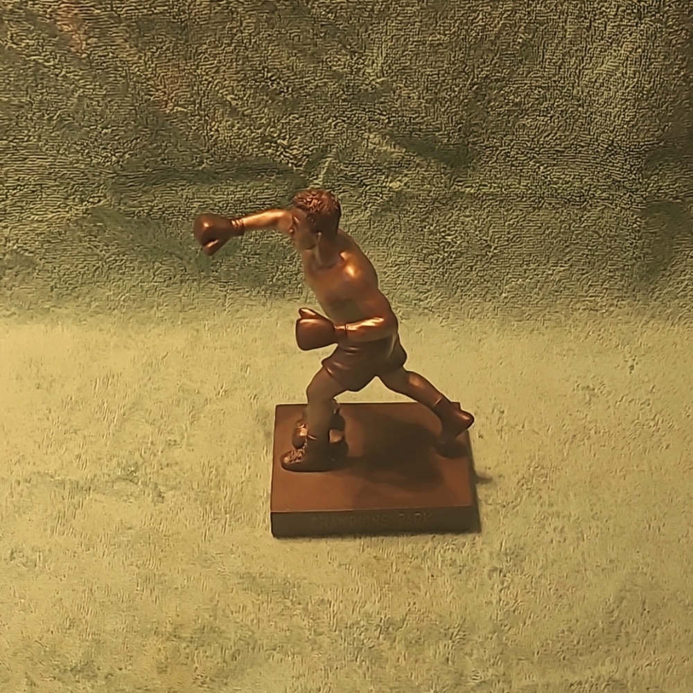 Stuff - Picture 4 of 4